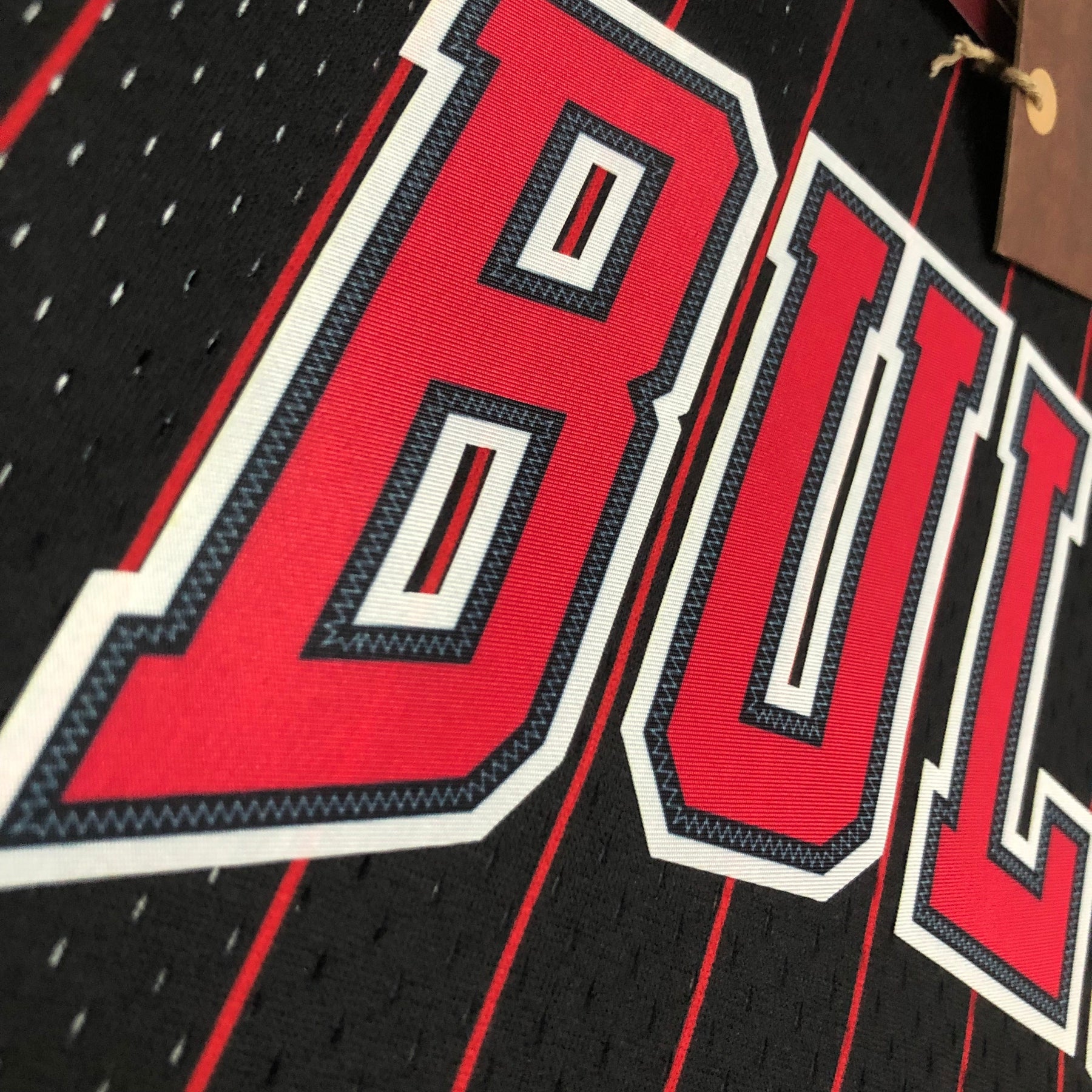 Regata Mitchell & Ness Chicago Bulls 1995-1996 Preta